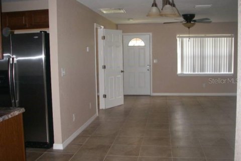 Villa ou maison à louer à Orlando, Floride: 3 chambres, 136.01 m2 № 1371789 - photo 6