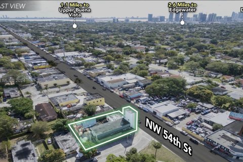 Propiedad comercial en venta en Miami, Florida № 1000051 - foto 7