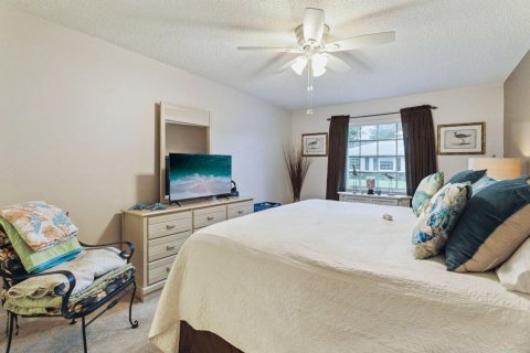 Condo in Boynton Beach, Florida, 2 bedrooms  № 913566 - photo 15