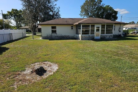 House in Lake Placid, Florida 2 bedrooms, 95.04 sq.m. № 837121 - photo 4