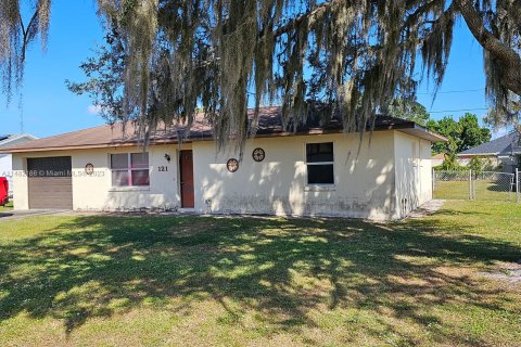 House in Lake Placid, Florida 2 bedrooms, 95.04 sq.m. № 837121 - photo 2