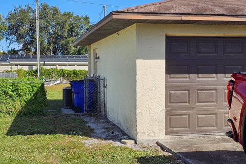 House in Lake Placid, Florida 2 bedrooms, 95.04 sq.m. № 837121 - photo 3