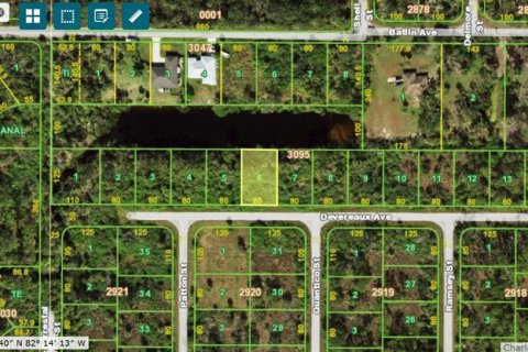 Terreno en venta en Port Charlotte, Florida № 1333899 - foto 1