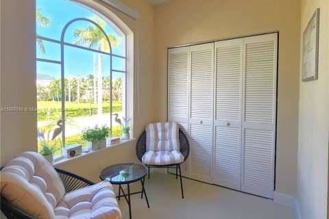 Touwnhouse à vendre à Aventura, Floride: 2 chambres, 162.11 m2 № 1399763 - photo 10