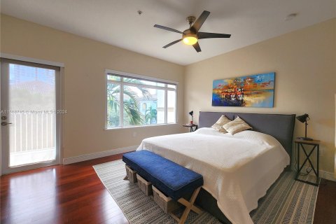 Touwnhouse à vendre à Aventura, Floride: 2 chambres, 162.11 m2 № 1399763 - photo 17