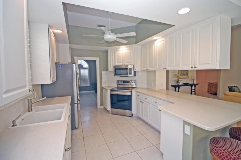 House in Hobe Sound, Florida 3 bedrooms, 184.69 sq.m. № 1222430 - photo 6