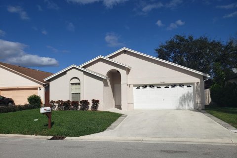 House in Wellington, Florida 3 bedrooms, 145.39 sq.m. № 1222477 - photo 16