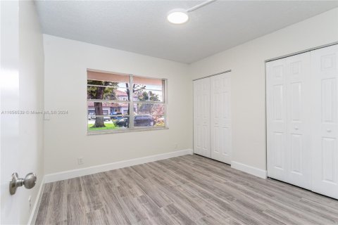 Copropriété à louer à Coral Springs, Floride: 2 chambres, 97.92 m2 № 1358598 - photo 12