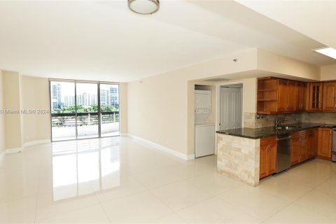 Copropriété à vendre à Aventura, Floride: 2 chambres, 109.9 m2 № 1358595 - photo 22