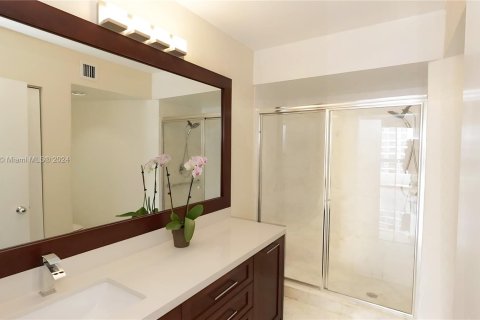 Copropriété à vendre à Aventura, Floride: 2 chambres, 109.9 m2 № 1358595 - photo 7