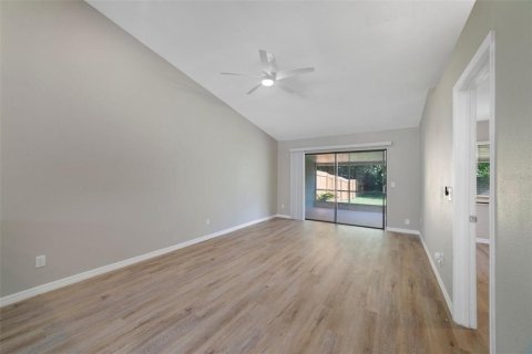 Duplex à vendre à Orlando, Floride: 3 chambres, 93.65 m2 № 1355797 - photo 16