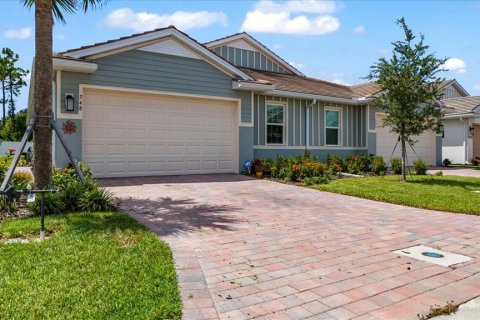 House in Venice, Florida 2 bedrooms, 138.98 sq.m. № 1342616 - photo 1