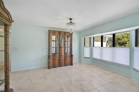 Villa ou maison à vendre à Englewood, Floride: 3 chambres, 211.07 m2 № 1342614 - photo 3