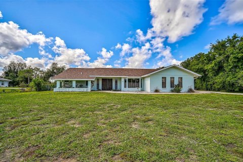 Villa ou maison à vendre à Englewood, Floride: 3 chambres, 211.07 m2 № 1342614 - photo 1