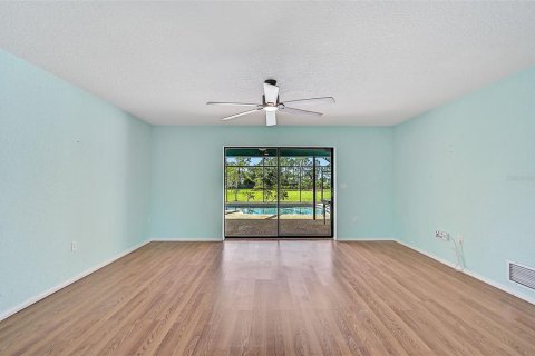 Villa ou maison à vendre à Englewood, Floride: 3 chambres, 211.07 m2 № 1342614 - photo 4