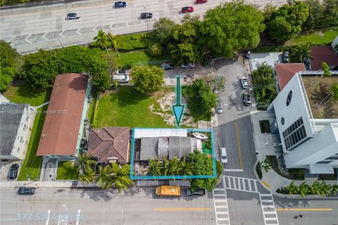 Commercial property in Miami, Florida № 827063 - photo 3