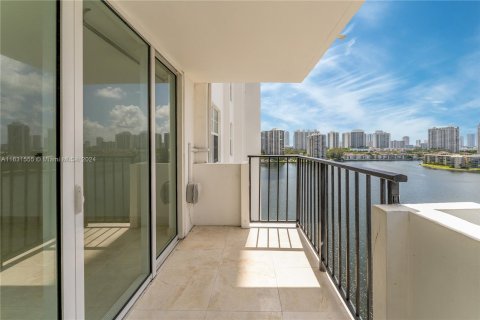 Copropriété à vendre à Aventura, Floride: 2 chambres, 98.29 m2 № 1292134 - photo 27