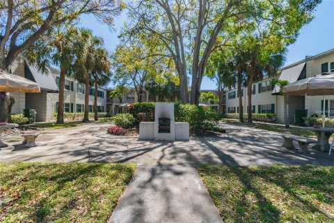 Condominio en venta en Tampa, Florida, 1 dormitorio, 70.61 m2 № 1356600 - foto 2