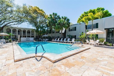 Copropriété à vendre à Tampa, Floride: 1 chambre, 70.61 m2 № 1356600 - photo 10