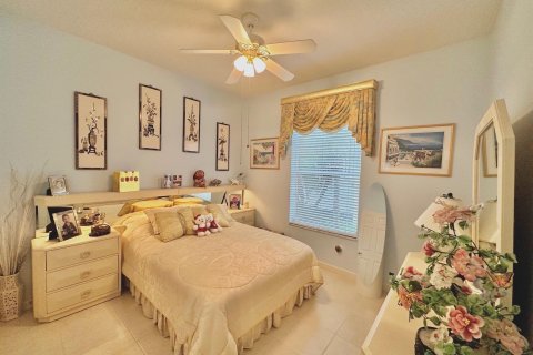 Купить виллу или дом в Порт-Сент-Луси, Флорида 4 спальни, 206.24м2, № 788830 - фото 12