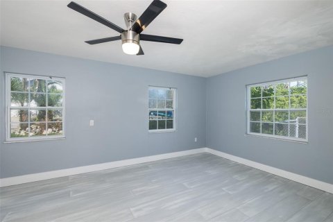 Casa en venta en Port Richey, Florida, 3 dormitorios, 158.68 m2 № 1353974 - foto 27