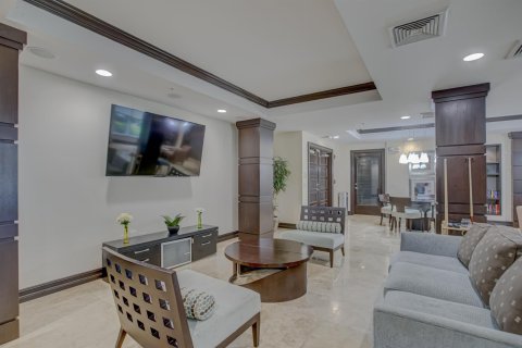 Condo in Fort Lauderdale, Florida, 1 bedroom  № 930154 - photo 12