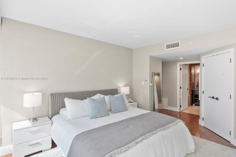 Copropriété à vendre à Miami Beach, Floride: 2 chambres, 113.62 m2 № 1304974 - photo 24