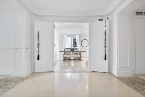 Condo in Miami Beach, Florida, 4 bedrooms  № 980882 - photo 22