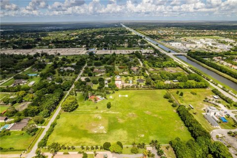 Купить земельный участок в Саутвест-Ранчес, Флорида № 913029 - фото 3