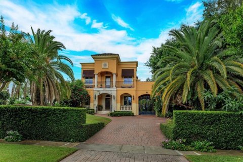 Villa ou maison à vendre à Orlando, Floride: 3 chambres, 251.02 m2 № 1344461 - photo 1