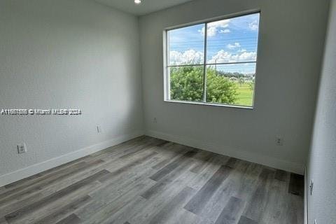 Condominio en venta en Hialeah, Florida, 2 dormitorios, 89.84 m2 № 1412354 - foto 14