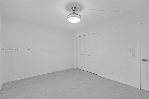 Condo in Coconut Creek, Florida, 2 bedrooms  № 1103085 - photo 22