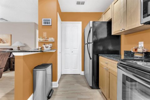 Condo in Orlando, Florida, 1 bedroom  № 1322953 - photo 20