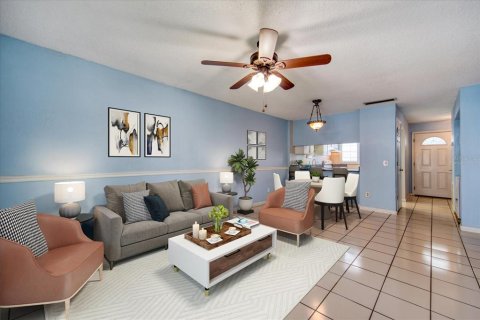 Condominio en venta en Tampa, Florida, 2 dormitorios, 83.98 m2 № 1107321 - foto 12