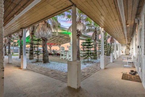 Hôtel, hôtellerie à vendre à Flagler Beach, Floride: 356.28 m2 № 651389 - photo 14
