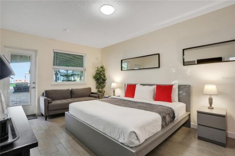 Hôtel, hôtellerie à vendre à Flagler Beach, Floride: 356.28 m2 № 651389 - photo 25