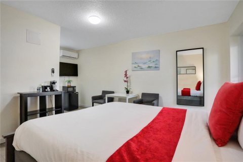Hôtel, hôtellerie à vendre à Flagler Beach, Floride: 356.28 m2 № 651389 - photo 30