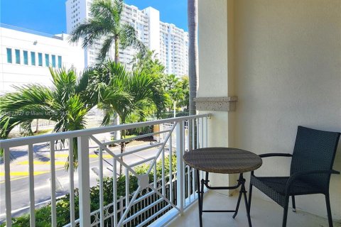 Townhouse in Aventura, Florida 2 bedrooms, 162.11 sq.m. № 1399770 - photo 6