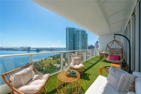 Condominio en venta en Miami, Florida, 2 dormitorios, 154.78 m2 № 1399773 - foto 5