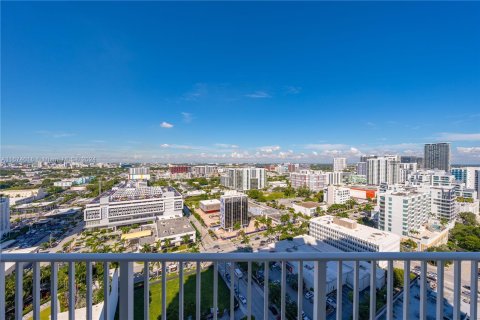 Condominio en venta en Miami, Florida, 2 dormitorios, 154.78 m2 № 1399773 - foto 24