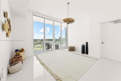 Condominio en venta en Miami, Florida, 2 dormitorios, 154.78 m2 № 1399773 - foto 22