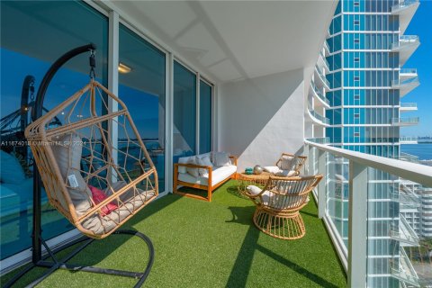 Condominio en venta en Miami, Florida, 2 dormitorios, 154.78 m2 № 1399773 - foto 6