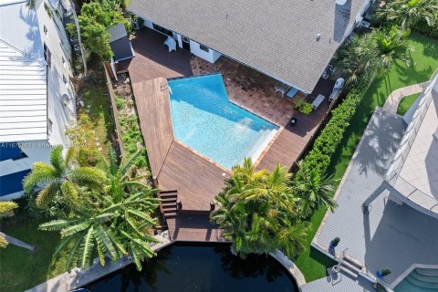 Villa ou maison à vendre à Highland Beach, Floride: 4 chambres, 323.67 m2 № 1399775 - photo 19