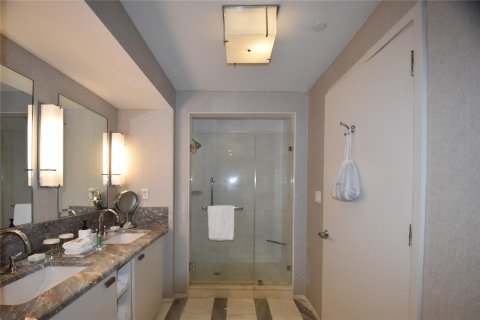 Condo in Fort Lauderdale, Florida, 1 bedroom  № 954757 - photo 9