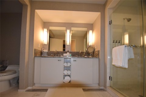 Condo in Fort Lauderdale, Florida, 1 bedroom  № 954757 - photo 10