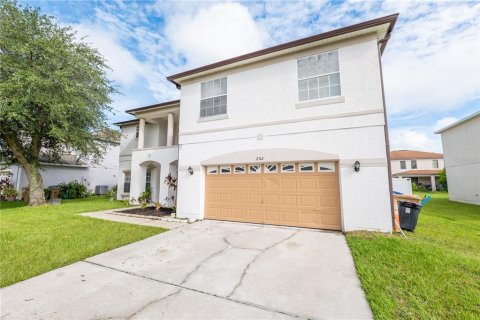 House in Kissimmee, Florida 4 bedrooms, 248.89 sq.m. № 1361595 - photo 2