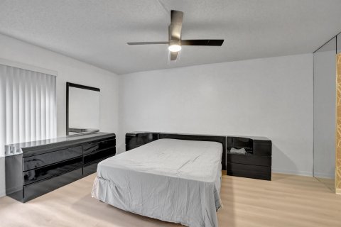 Condominio en venta en Boynton Beach, Florida, 2 dormitorios, 111.11 m2 № 890334 - foto 23