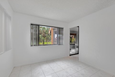Copropriété à vendre à Boynton Beach, Floride: 2 chambres, 111.11 m2 № 890334 - photo 17