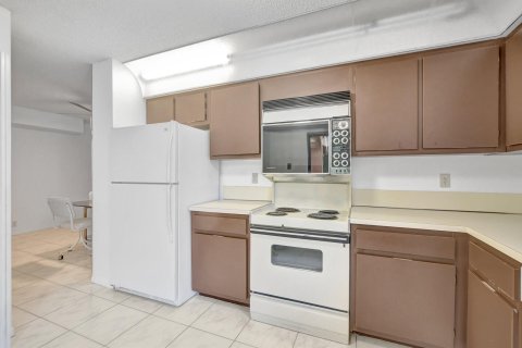 Condominio en venta en Boynton Beach, Florida, 2 dormitorios, 111.11 m2 № 890334 - foto 13