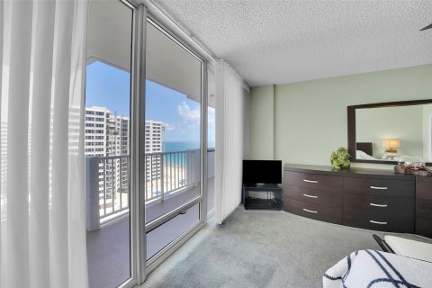 Condo in Fort Lauderdale, Florida, 2 bedrooms  № 1136407 - photo 30